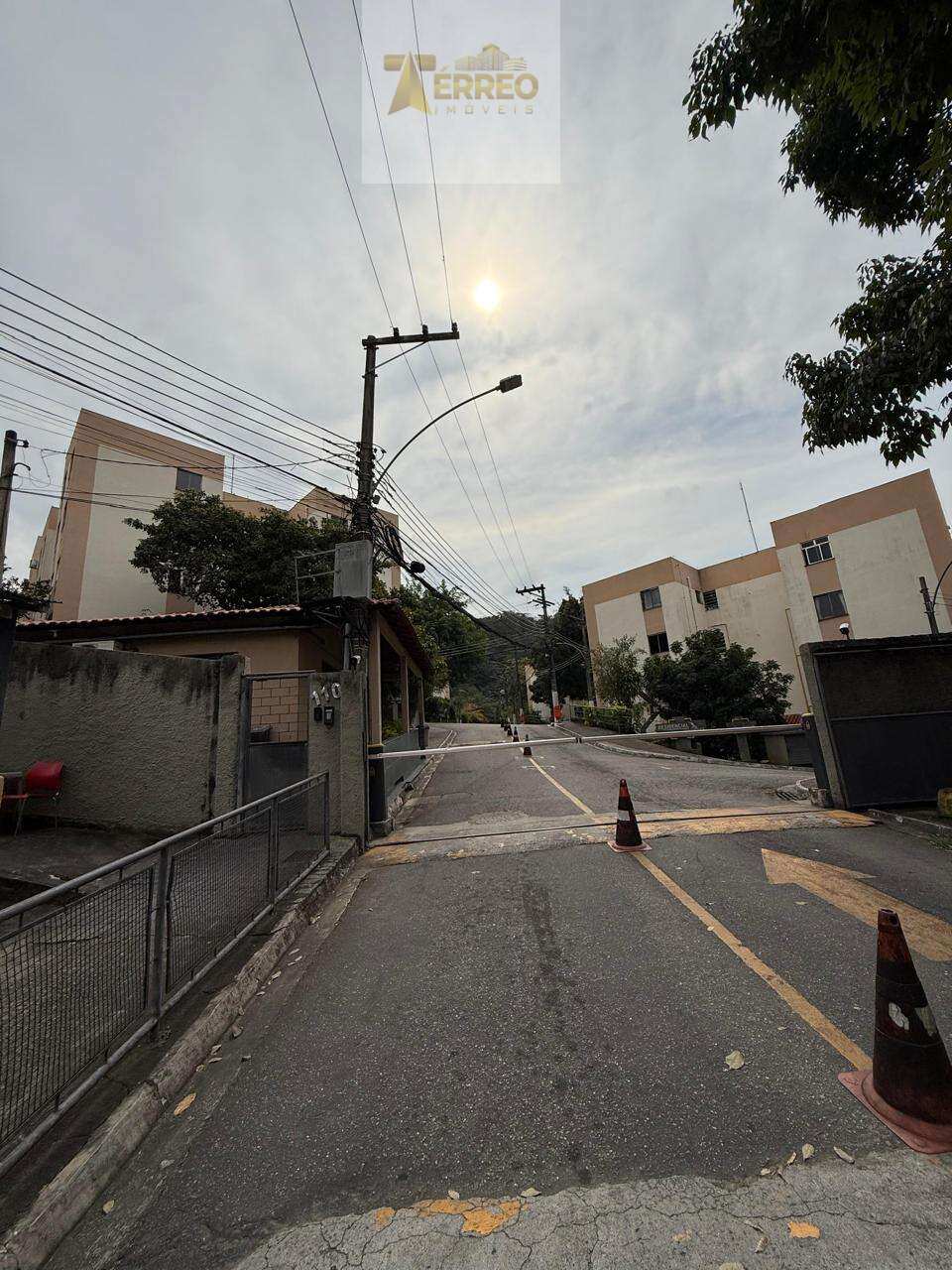 Apartamento à venda em Rio de Janeiro, Campo Grande, com 3 quartos, 53m² - Térreo Consultoria Imobiliária