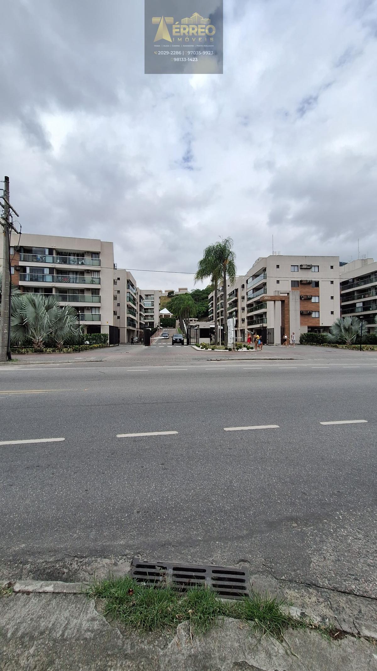 Apartamento no contemporâneo resort