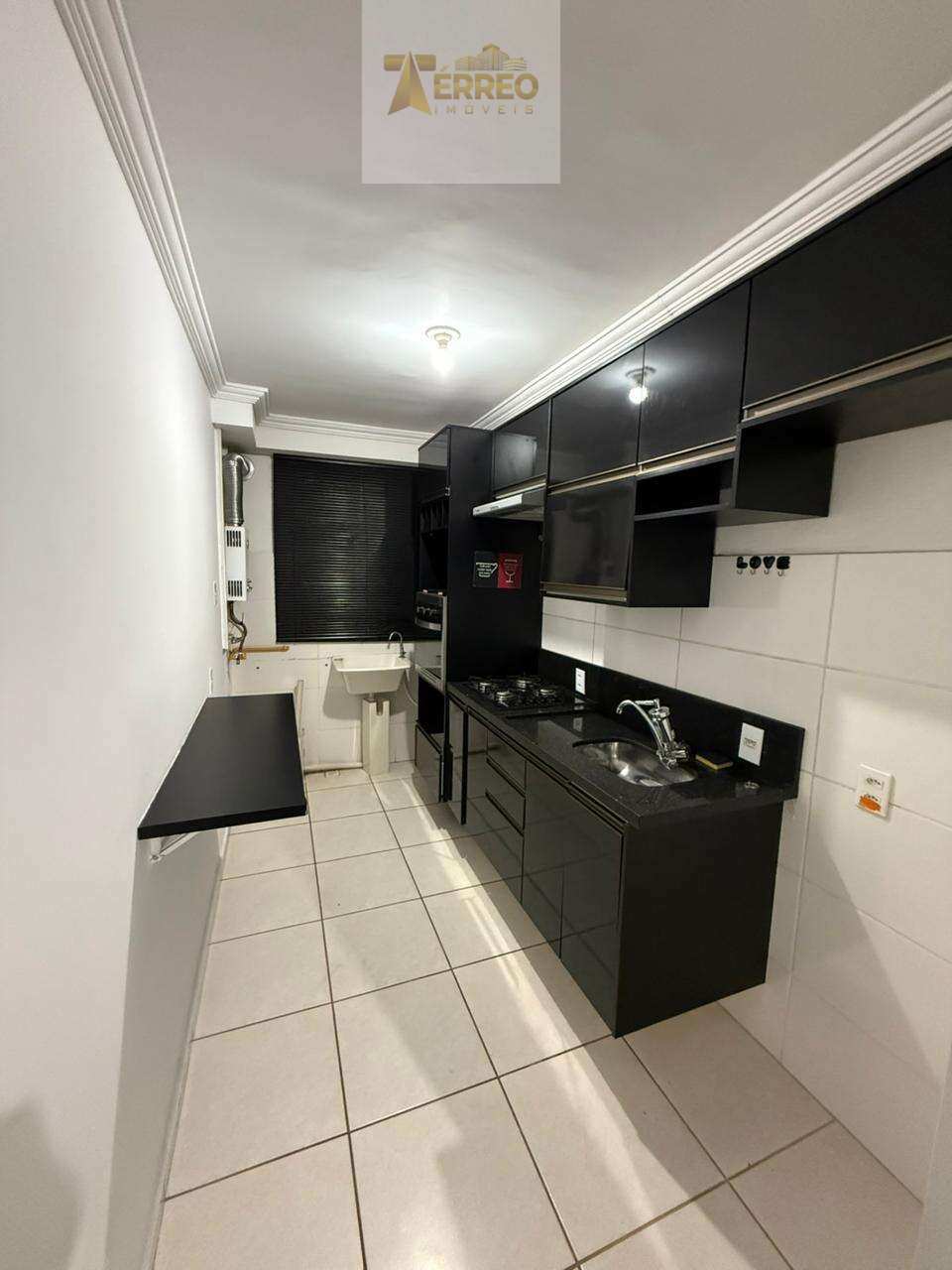 Apartamento para alugar em Rio de Janeiro, Campo Grande, com 2 quartos, 44m² - Térreo Consultoria Imobiliária