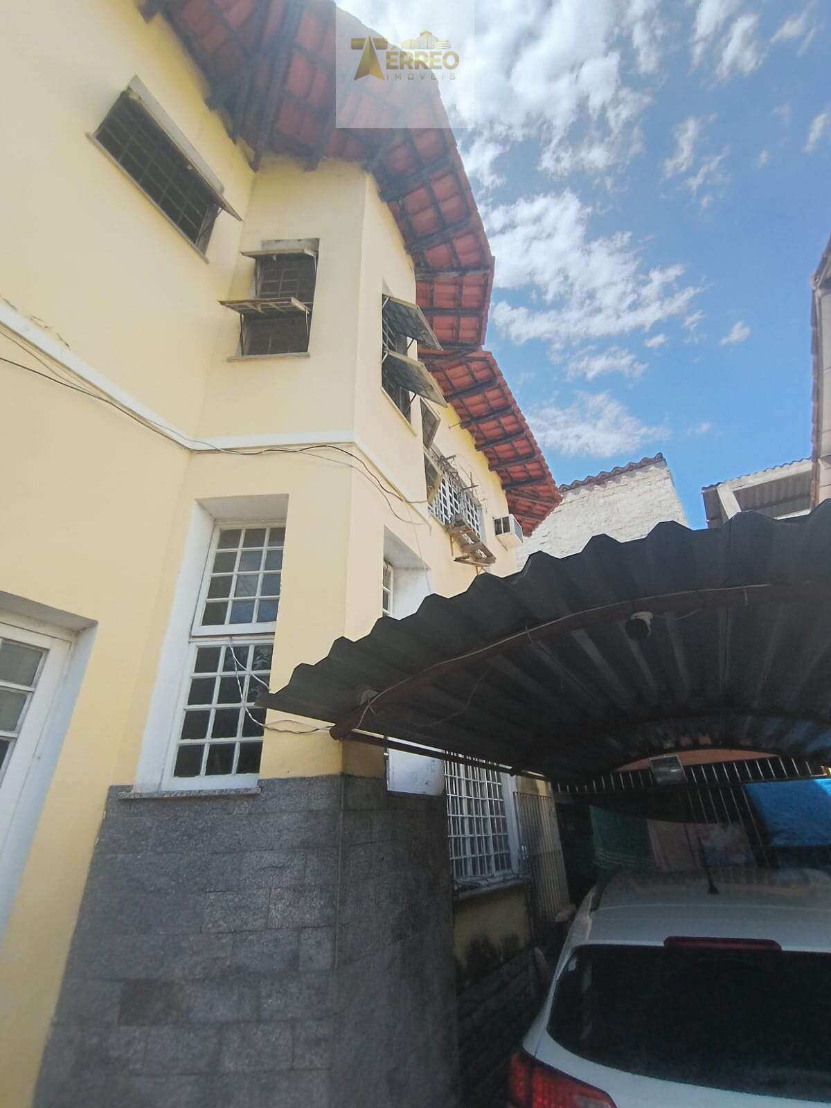 Casa à venda em Rio de Janeiro, Campo Grande, com 4 quartos, 120m² - Térreo Consultoria Imobiliária