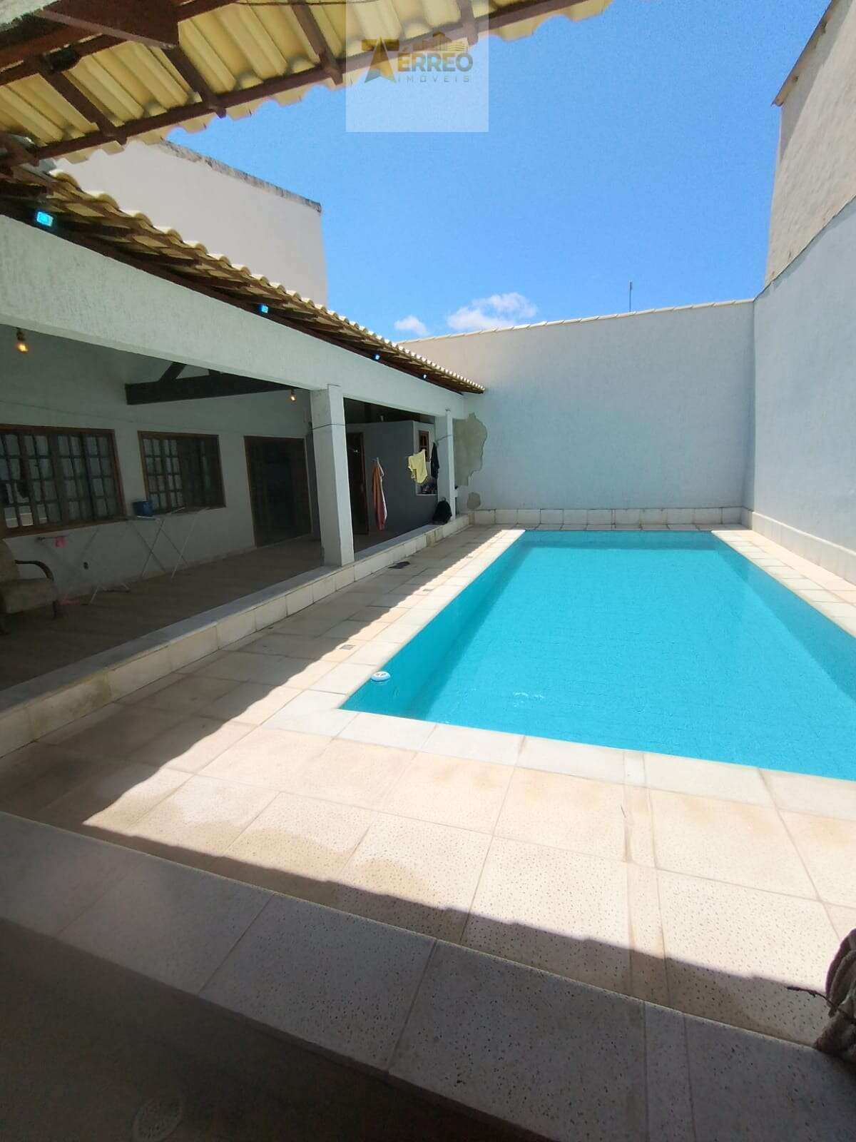 Casa à venda em Rio de Janeiro, Cosmos, com 2 quartos, 210m²