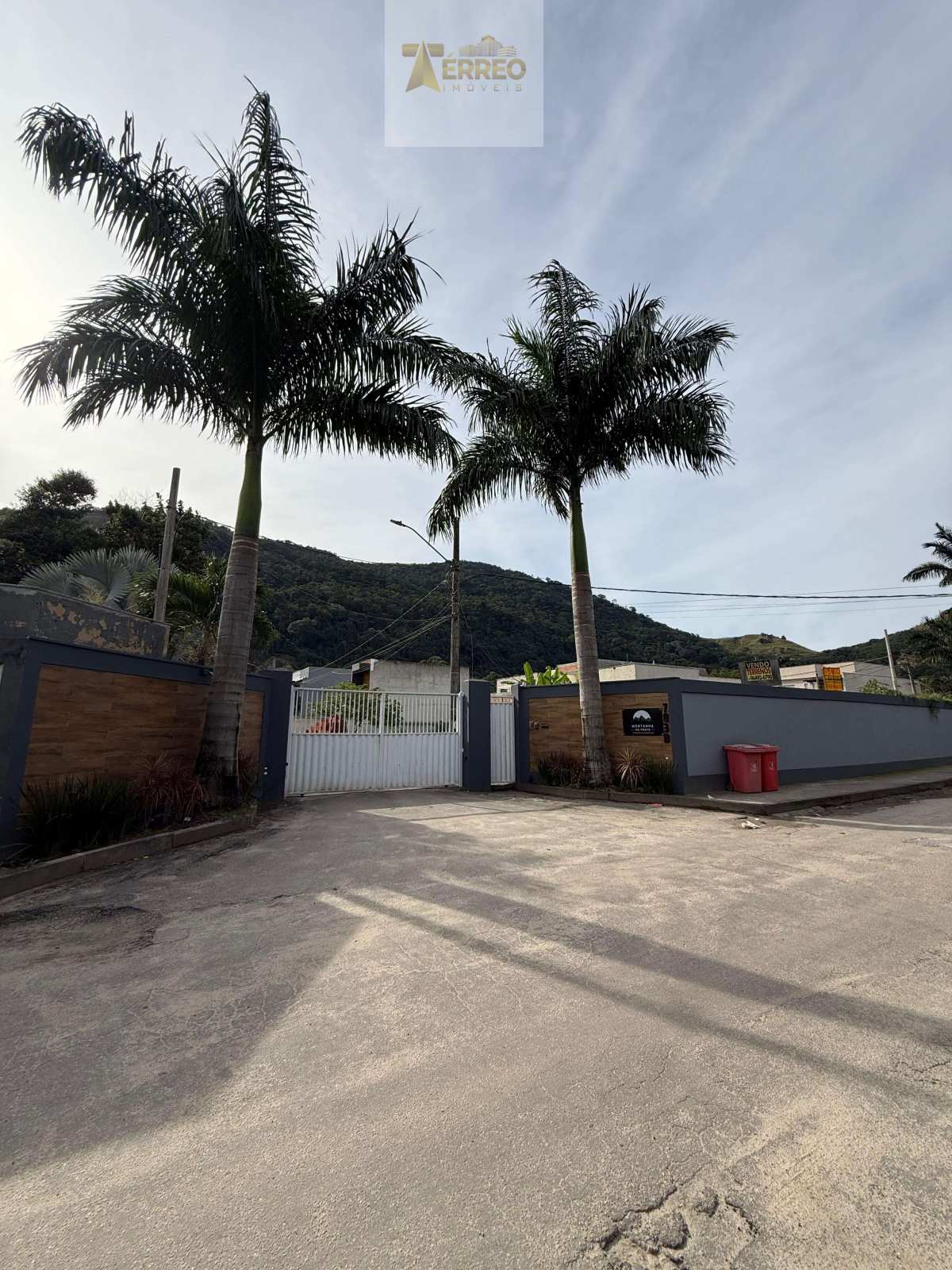 Terreno em Condomínio à venda em Rio de Janeiro, Campo Grande, 200m² - Térreo Consultoria Imobiliária